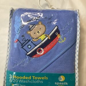 Spasilk Baby Blue Hooded Towels & Washcloths Set